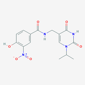 molecular formula C15H16N4O6 B7110179 N-[(2,4-dioxo-1-propan-2-ylpyrimidin-5-yl)methyl]-4-hydroxy-3-nitrobenzamide 