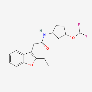 molecular formula C18H21F2NO3 B7115847 N-[3-(difluoromethoxy)cyclopentyl]-2-(2-ethyl-1-benzofuran-3-yl)acetamide 