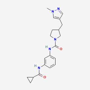 molecular formula C20H25N5O2 B7133668 N-[3-(cyclopropanecarbonylamino)phenyl]-3-[(1-methylpyrazol-4-yl)methyl]pyrrolidine-1-carboxamide 