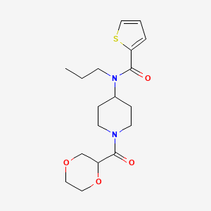 molecular formula C18H26N2O4S B7148041 N-[1-(1,4-dioxane-2-carbonyl)piperidin-4-yl]-N-propylthiophene-2-carboxamide 
