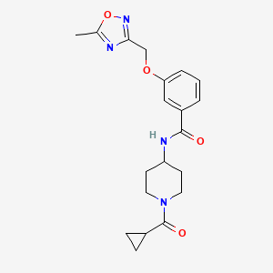 molecular formula C20H24N4O4 B7153438 N-[1-(cyclopropanecarbonyl)piperidin-4-yl]-3-[(5-methyl-1,2,4-oxadiazol-3-yl)methoxy]benzamide 