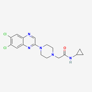 molecular formula C17H19Cl2N5O B7166310 N-cyclopropyl-2-[4-(6,7-dichloroquinoxalin-2-yl)piperazin-1-yl]acetamide 