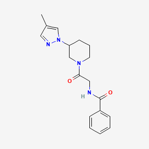 molecular formula C18H22N4O2 B7171984 N-[2-[3-(4-methylpyrazol-1-yl)piperidin-1-yl]-2-oxoethyl]benzamide 