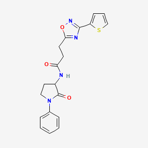 molecular formula C19H18N4O3S B7173592 N-(2-oxo-1-phenylpyrrolidin-3-yl)-3-(3-thiophen-2-yl-1,2,4-oxadiazol-5-yl)propanamide 