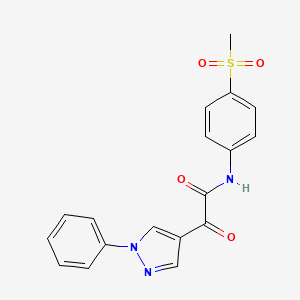 molecular formula C18H15N3O4S B7176899 N-(4-methylsulfonylphenyl)-2-oxo-2-(1-phenylpyrazol-4-yl)acetamide 