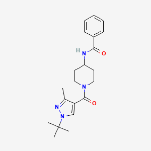 molecular formula C21H28N4O2 B7191338 N-[1-(1-tert-butyl-3-methylpyrazole-4-carbonyl)piperidin-4-yl]benzamide 