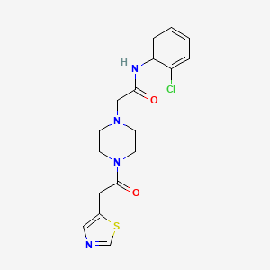 molecular formula C17H19ClN4O2S B7204270 N-(2-chlorophenyl)-2-[4-[2-(1,3-thiazol-5-yl)acetyl]piperazin-1-yl]acetamide 
