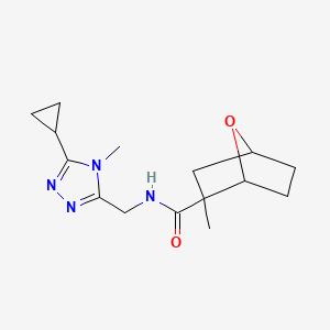molecular formula C15H22N4O2 B7208136 N-[(5-cyclopropyl-4-methyl-1,2,4-triazol-3-yl)methyl]-2-methyl-7-oxabicyclo[2.2.1]heptane-2-carboxamide 