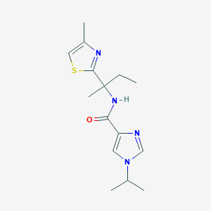molecular formula C15H22N4OS B7220559 N-[2-(4-methyl-1,3-thiazol-2-yl)butan-2-yl]-1-propan-2-ylimidazole-4-carboxamide 