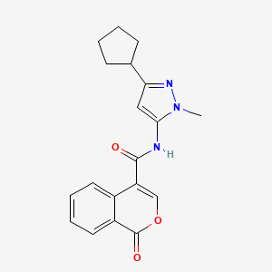 molecular formula C19H19N3O3 B7244668 N-(5-cyclopentyl-2-methylpyrazol-3-yl)-1-oxoisochromene-4-carboxamide 