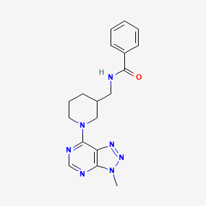 molecular formula C18H21N7O B7256865 N-[[1-(3-methyltriazolo[4,5-d]pyrimidin-7-yl)piperidin-3-yl]methyl]benzamide 