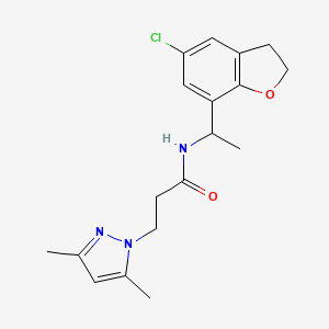 molecular formula C18H22ClN3O2 B7293571 N-[1-(5-chloro-2,3-dihydro-1-benzofuran-7-yl)ethyl]-3-(3,5-dimethylpyrazol-1-yl)propanamide 