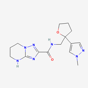 molecular formula C15H21N7O2 B7296844 N-[[2-(1-methylpyrazol-4-yl)oxolan-2-yl]methyl]-4,5,6,7-tetrahydro-[1,2,4]triazolo[1,5-a]pyrimidine-2-carboxamide 