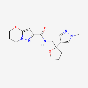 molecular formula C16H21N5O3 B7296852 N-[[2-(1-methylpyrazol-4-yl)oxolan-2-yl]methyl]-6,7-dihydro-5H-pyrazolo[5,1-b][1,3]oxazine-2-carboxamide 