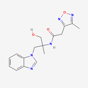 molecular formula C16H19N5O3 B7303593 N-[1-(benzimidazol-1-yl)-3-hydroxy-2-methylpropan-2-yl]-2-(4-methyl-1,2,5-oxadiazol-3-yl)acetamide 