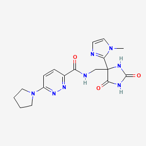 molecular formula C17H20N8O3 B7307650 N-[[4-(1-methylimidazol-2-yl)-2,5-dioxoimidazolidin-4-yl]methyl]-6-pyrrolidin-1-ylpyridazine-3-carboxamide 