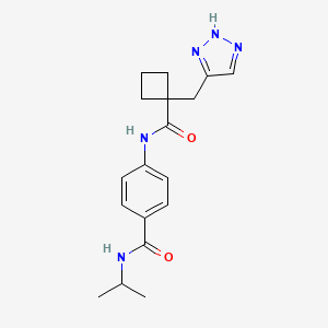 molecular formula C18H23N5O2 B7315755 N-propan-2-yl-4-[[1-(2H-triazol-4-ylmethyl)cyclobutanecarbonyl]amino]benzamide 