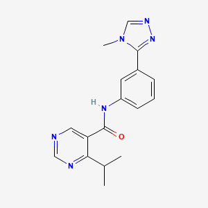 molecular formula C17H18N6O B7320477 N-[3-(4-methyl-1,2,4-triazol-3-yl)phenyl]-4-propan-2-ylpyrimidine-5-carboxamide 