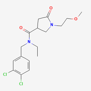 molecular formula C17H22Cl2N2O3 B7322868 N-[(3,4-dichlorophenyl)methyl]-N-ethyl-1-(2-methoxyethyl)-5-oxopyrrolidine-3-carboxamide 