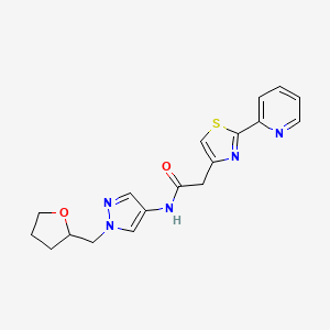 molecular formula C18H19N5O2S B7323285 N-[1-(oxolan-2-ylmethyl)pyrazol-4-yl]-2-(2-pyridin-2-yl-1,3-thiazol-4-yl)acetamide 