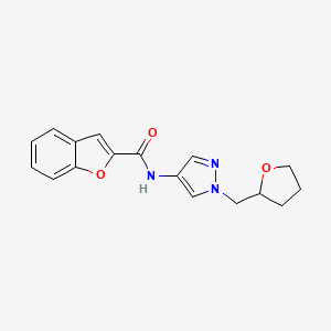 molecular formula C17H17N3O3 B7323307 N-[1-(oxolan-2-ylmethyl)pyrazol-4-yl]-1-benzofuran-2-carboxamide 