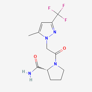 molecular formula C12H15F3N4O2 B7337356 (2R)-1-[2-[5-methyl-3-(trifluoromethyl)pyrazol-1-yl]acetyl]pyrrolidine-2-carboxamide 
