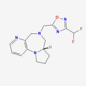 molecular formula C15H17F2N5O B7347089 3-(difluoromethyl)-5-[[(6S)-2,8,11-triazatricyclo[8.4.0.02,6]tetradeca-1(10),11,13-trien-8-yl]methyl]-1,2,4-oxadiazole 