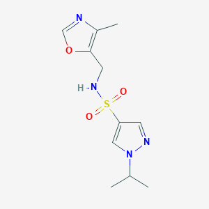 molecular formula C11H16N4O3S B7387018 N-[(4-methyl-1,3-oxazol-5-yl)methyl]-1-propan-2-ylpyrazole-4-sulfonamide 