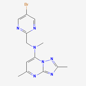 molecular formula C13H14BrN7 B7388322 N-[(5-bromopyrimidin-2-yl)methyl]-N,2,5-trimethyl-[1,2,4]triazolo[1,5-a]pyrimidin-7-amine 