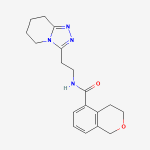 molecular formula C18H22N4O2 B7393962 N-[2-(5,6,7,8-tetrahydro-[1,2,4]triazolo[4,3-a]pyridin-3-yl)ethyl]-3,4-dihydro-1H-isochromene-5-carboxamide 
