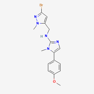 molecular formula C16H18BrN5O B7401319 N-[(5-bromo-2-methylpyrazol-3-yl)methyl]-5-(4-methoxyphenyl)-1-methylimidazol-2-amine 