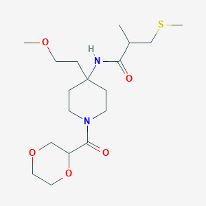 molecular formula C18H32N2O5S B7404852 N-[1-(1,4-dioxane-2-carbonyl)-4-(2-methoxyethyl)piperidin-4-yl]-2-methyl-3-methylsulfanylpropanamide 
