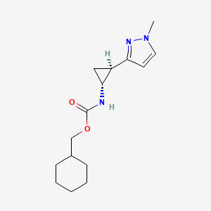 molecular formula C15H23N3O2 B7405252 cyclohexylmethyl N-[(1R,2R)-2-(1-methylpyrazol-3-yl)cyclopropyl]carbamate 
