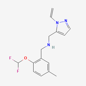 molecular formula C15H17F2N3O B7405602 N-[[2-(difluoromethoxy)-5-methylphenyl]methyl]-1-(2-ethenylpyrazol-3-yl)methanamine 