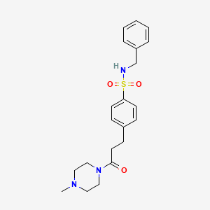 molecular formula C21H27N3O3S B7704974 N-benzyl-4-[3-(4-methylpiperazin-1-yl)-3-oxopropyl]benzenesulfonamide 