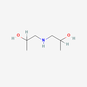 molecular formula C6H15NO2<br>C6H15NO2<br>(CH3CHOHCH2)2NH B7770934 Diisopropanolamine CAS No. 68153-96-8