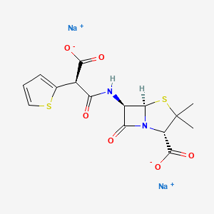 molecular formula C15H14N2Na2O6S2 B7790856 disodium;(2S,5R,6R)-6-[[(2R)-2-carboxylato-2-thiophen-2-ylacetyl]amino]-3,3-dimethyl-7-oxo-4-thia-1-azabicyclo[3.2.0]heptane-2-carboxylate 