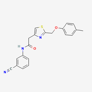 molecular formula C20H17N3O2S B7817968 N-(3-cyanophenyl)-2-{2-[(4-methylphenoxy)methyl]-1,3-thiazol-4-yl}acetamide 