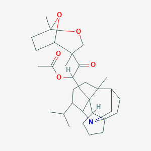 molecular formula C32H49NO5 B078742 [1-(1,4-二甲基-2,8-二氧杂双环[3.2.1]辛烷-4-基)-3-(1-甲基-14-丙-2-基-12-氮杂五环[8.6.0.02,13.03,7.07,12]十六烷-2-基)-1-氧代丙-2-基]乙酸酯 CAS No. 15007-67-7