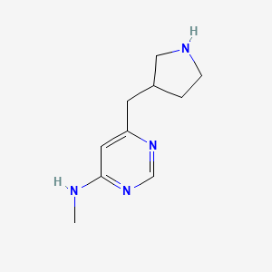 molecular formula C10H16N4 B7891534 N-methyl-6-[(pyrrolidin-3-yl)methyl]pyrimidin-4-amine 