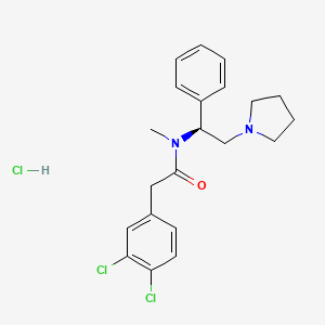B7911009 2-(3,4-Dichlorophenyl)-N-methyl-N-[(1S)-1-phenyl-2-(1-pyrrolidinyl)ethyl]acetamide hydrochloride CAS No. 136378-38-6