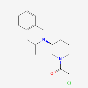 molecular formula C17H25ClN2O B7913968 1-[(S)-3-(Benzyl-isopropyl-amino)-piperidin-1-yl]-2-chloro-ethanone 