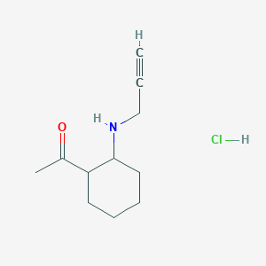molecular formula C11H18ClNO B7982751 1-[2-(Prop-2-yn-1-ylamino)cyclohexyl]ethanone 