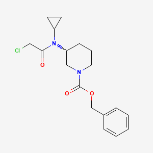 molecular formula C18H23ClN2O3 B7986043 (R)-3-[(2-Chloro-acetyl)-cyclopropyl-amino]-piperidine-1-carboxylic acid benzyl ester 