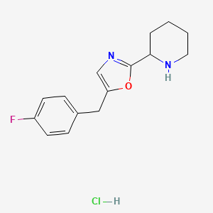 molecular formula C15H18ClFN2O B8067805 2-[5-(4-Fluorobenzyl)-1,3-oxazol-2-yl]piperidine hydrochloride 