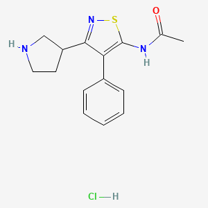 molecular formula C15H18ClN3OS B8079708 N-(4-Phenyl-3-(pyrrolidin-3-yl)isothiazol-5-yl)acetamide HCl 