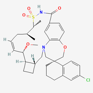 molecular formula C33H41ClN2O5S B8082603 Spiro[5,7-etheno-1H,11H-cyclobut[i][1,4]oxazepino[3,4-f][1,2,7]thiadiazacyclohexadecine-2(3H),1'(2'H)-naphthalen]-8(9H)-one, 6'-chloro-3',4',12,13,16,16a,17,18,18a,19-decahydro-16-methoxy-11,12-dimethyl-, 10,10-dioxide, (1'S,11R,12S,14E,16S,16aR,18aR)- 