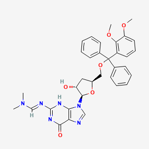 molecular formula C34H36N6O6 B8083959 N'-[9-[(2R,3R,5S)-5-[[(2,3-dimethoxyphenyl)-diphenylmethoxy]methyl]-3-hydroxyoxolan-2-yl]-6-oxo-3H-purin-2-yl]-N,N-dimethylmethanimidamide 