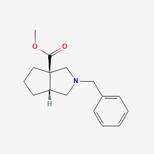 molecular formula C16H21NO2 B8137158 rel-(3aR,6aR)-Methyl 2-benzylhexahydrocyclopenta[c]pyrrole-3a(1H)-carboxylate CAS No. 874949-51-6