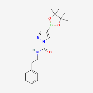 molecular formula C18H24BN3O3 B8150091 N-phenethyl-4-(4,4,5,5-tetramethyl-1,3,2-dioxaborolan-2-yl)-1H-pyrazole-1-carboxamide 